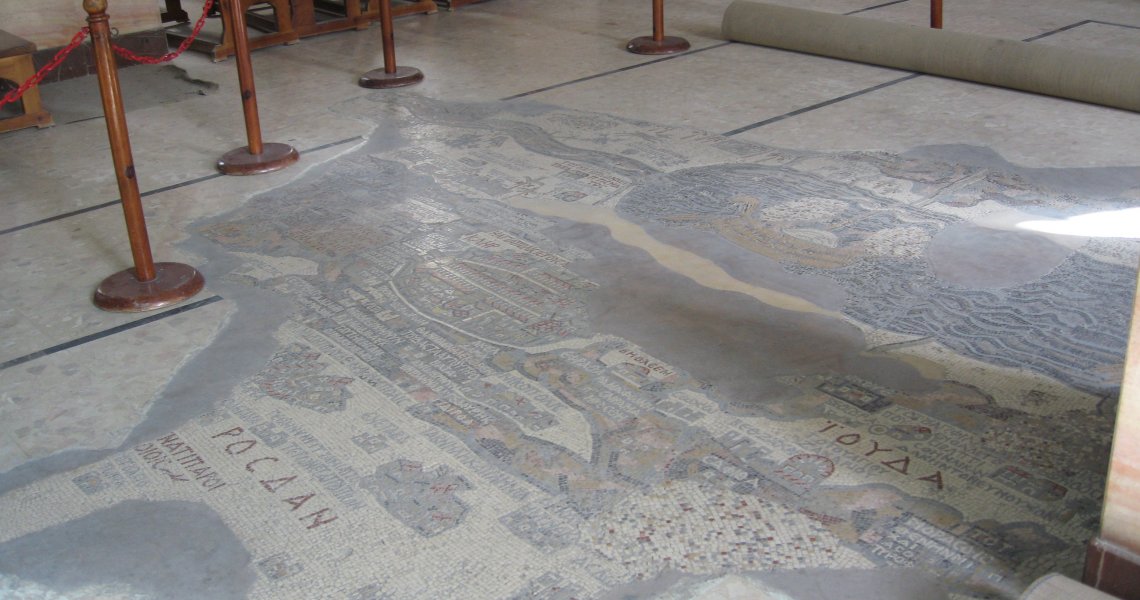 The Nabatean track