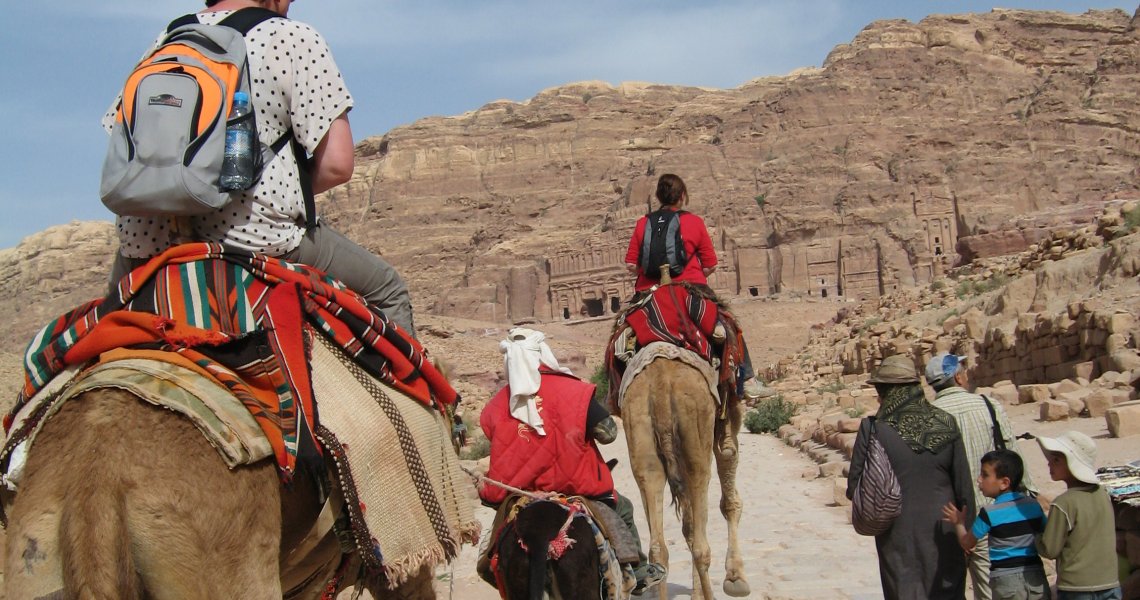 Camel Trekking